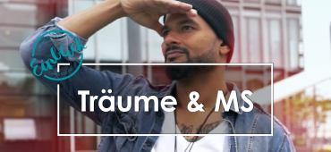 Ceddie mit Blick in die Ferne